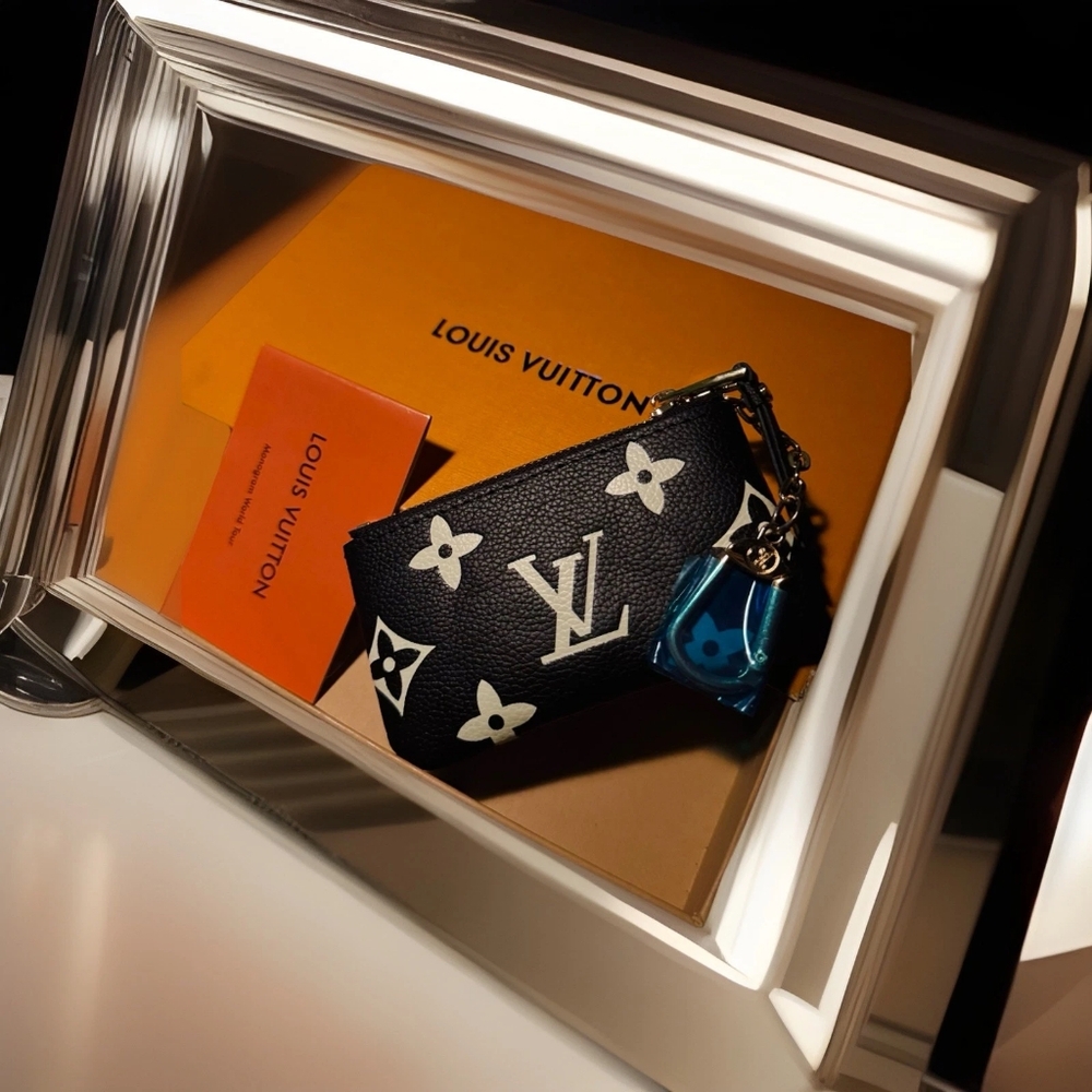 Louis Vuitton Black and White Monogram Key Pouch